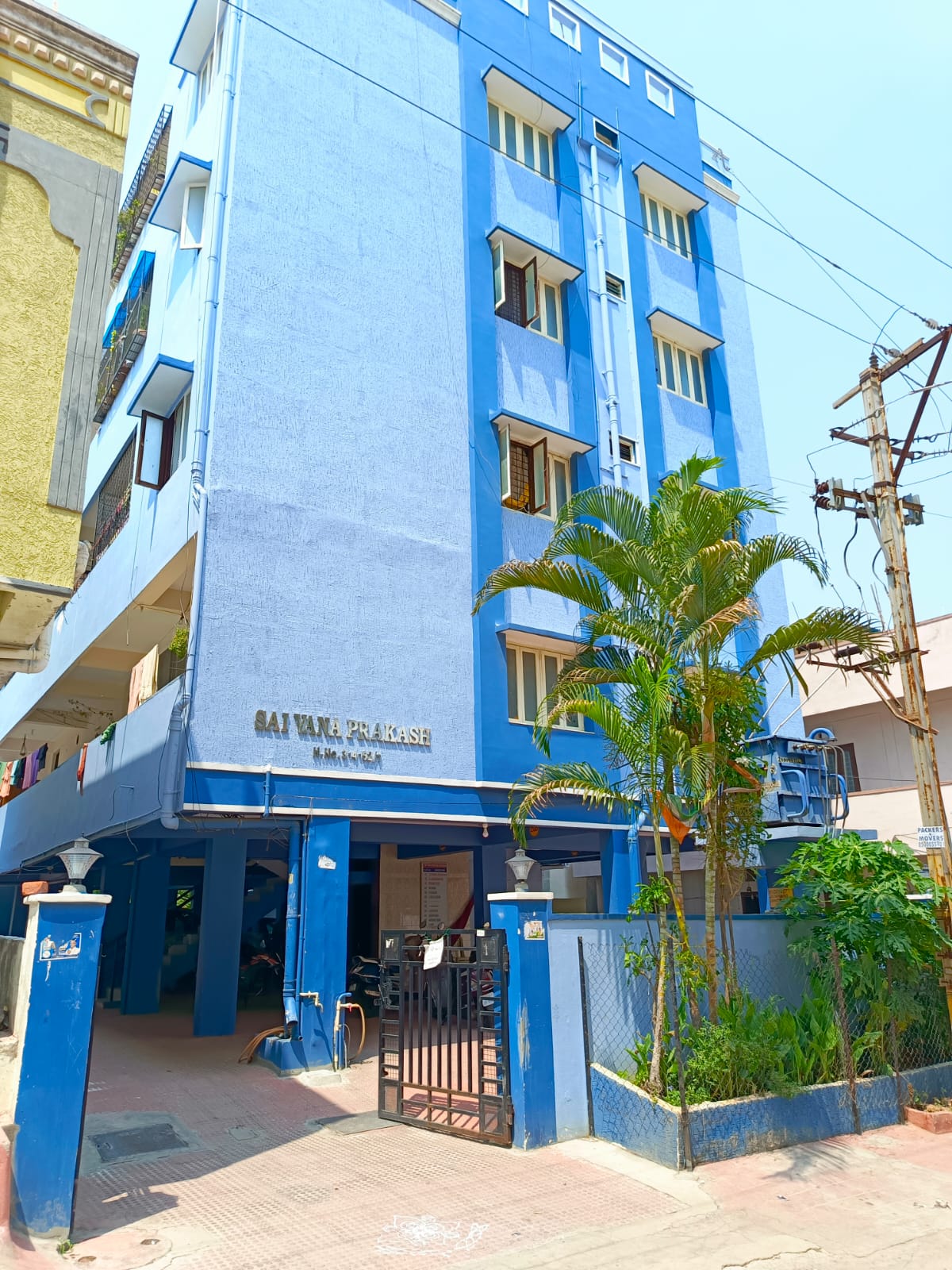 2 BHK Flat In Sai Vana Prakash For Sale In Narasimha Colony Mallapur With All Amenities!!