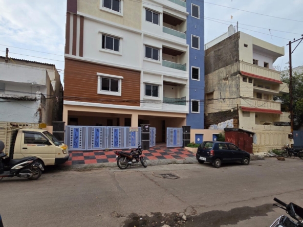 Brand New 3 BHK Flat for Sale in Kachiguda – Vastu-Compliant, Prime Location