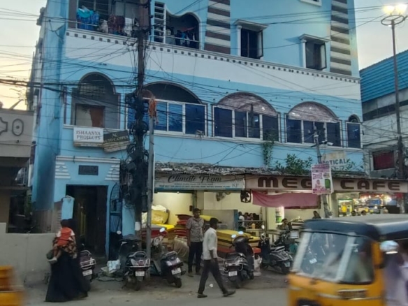 Building for Sale in Asif Nagar – 180 Sq. Yards 3-Floor Property Near Mehdipatnam for ₹1.6 Cr
