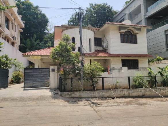 4 BHK House for Sale in Banjara Hills – 500 Sq. Yds Independent Villa at Prime Location