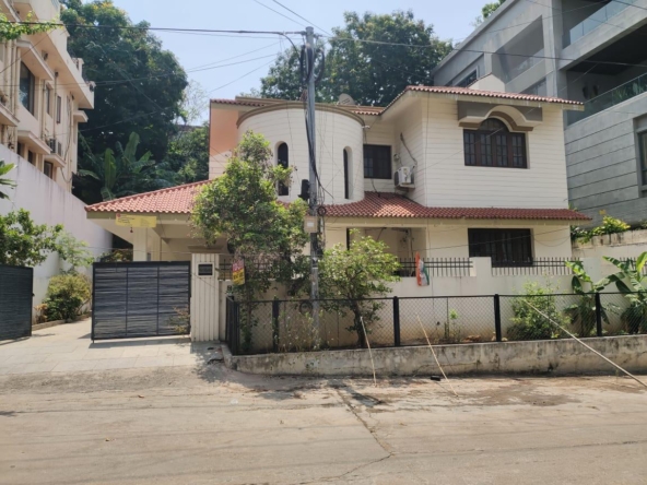 4 BHK House for Sale in Banjara Hills – 500 Sq. Yds Independent Villa at Prime Location