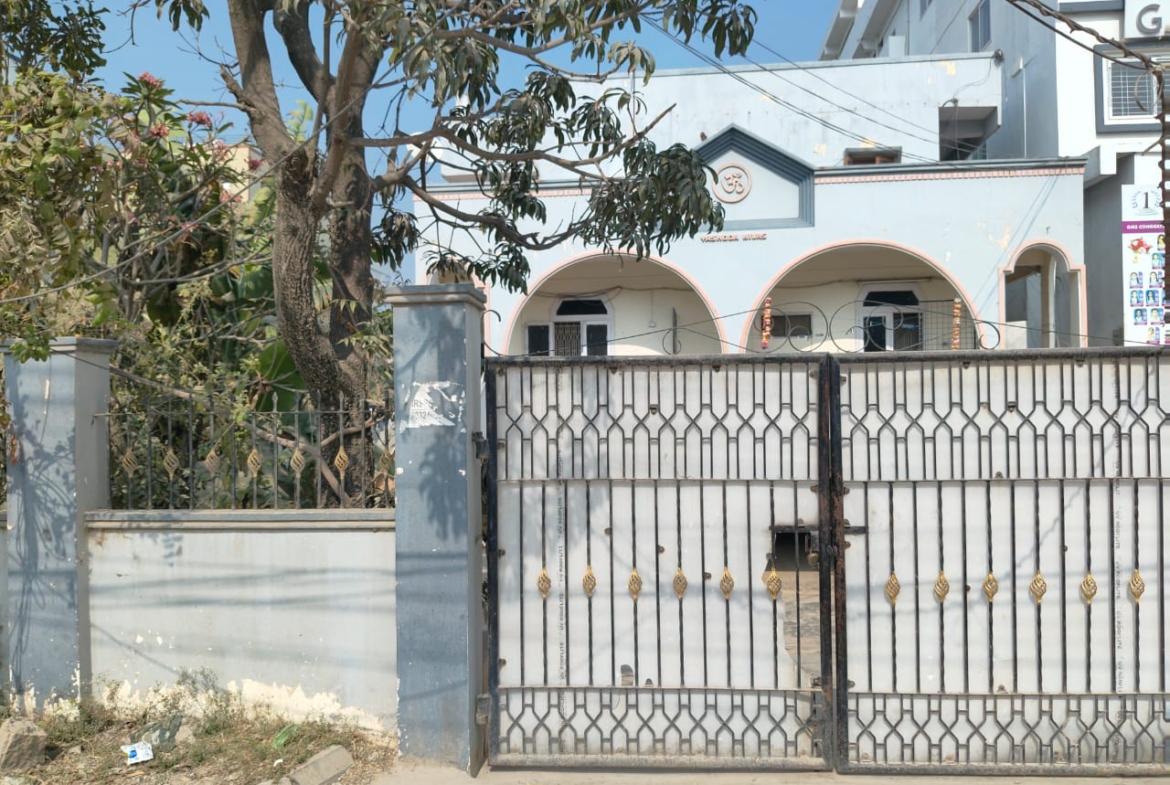 Peaceful Location Road Facing Independent House for Sale in Upparpally, Attapur – Premium Two-Storey Home