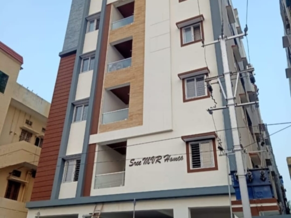 3 BHK Flat for Sale in Chaitanyapuri – Spacious & Fully Furnished Near Metro Station