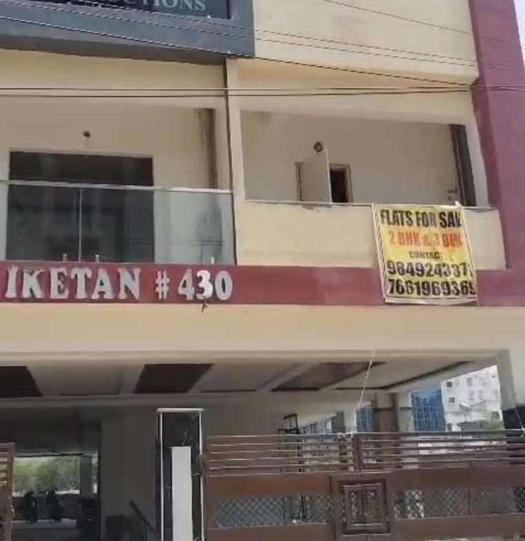 3 BHK Flat for Sale in Ayyappa Society | Semi-Furnished Ready-to-Move
