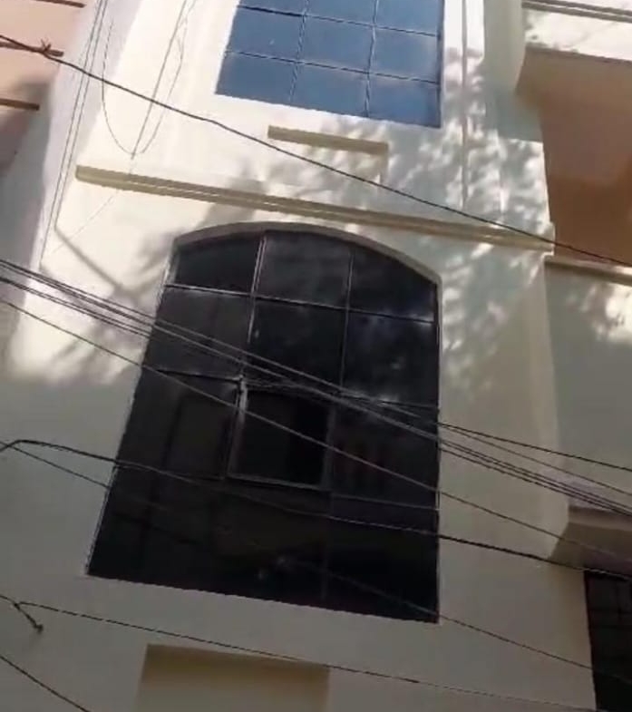 Independent House for Sale in Mehdipatnam – 100 Sq Yards G+1 Near Sardar Bagh, Pillar No. 89
