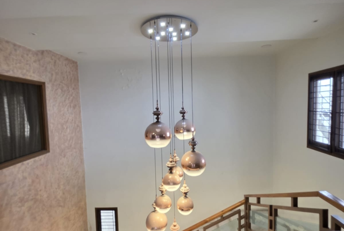 Luxury 4BHK Duplex House for Sale in Jubilee Hills Road No. 70 – Private Terrace & 3 Parking Spaces