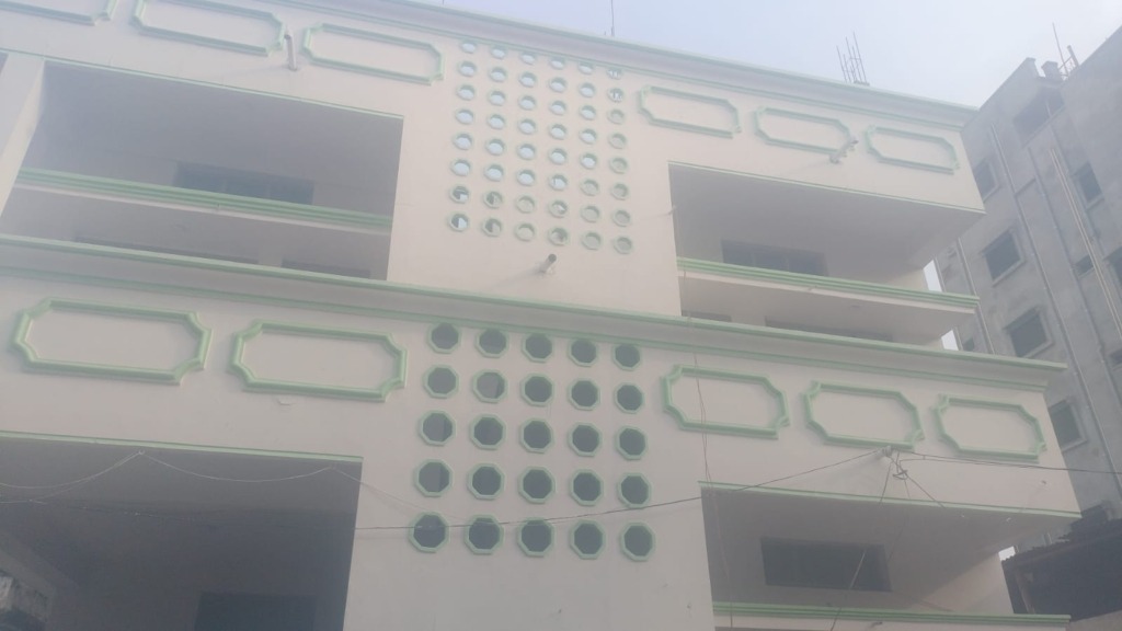 Exclusive North-East Facing 400 Sq. Yards House for Sale at Moin Bagh Bachaun ki Jail