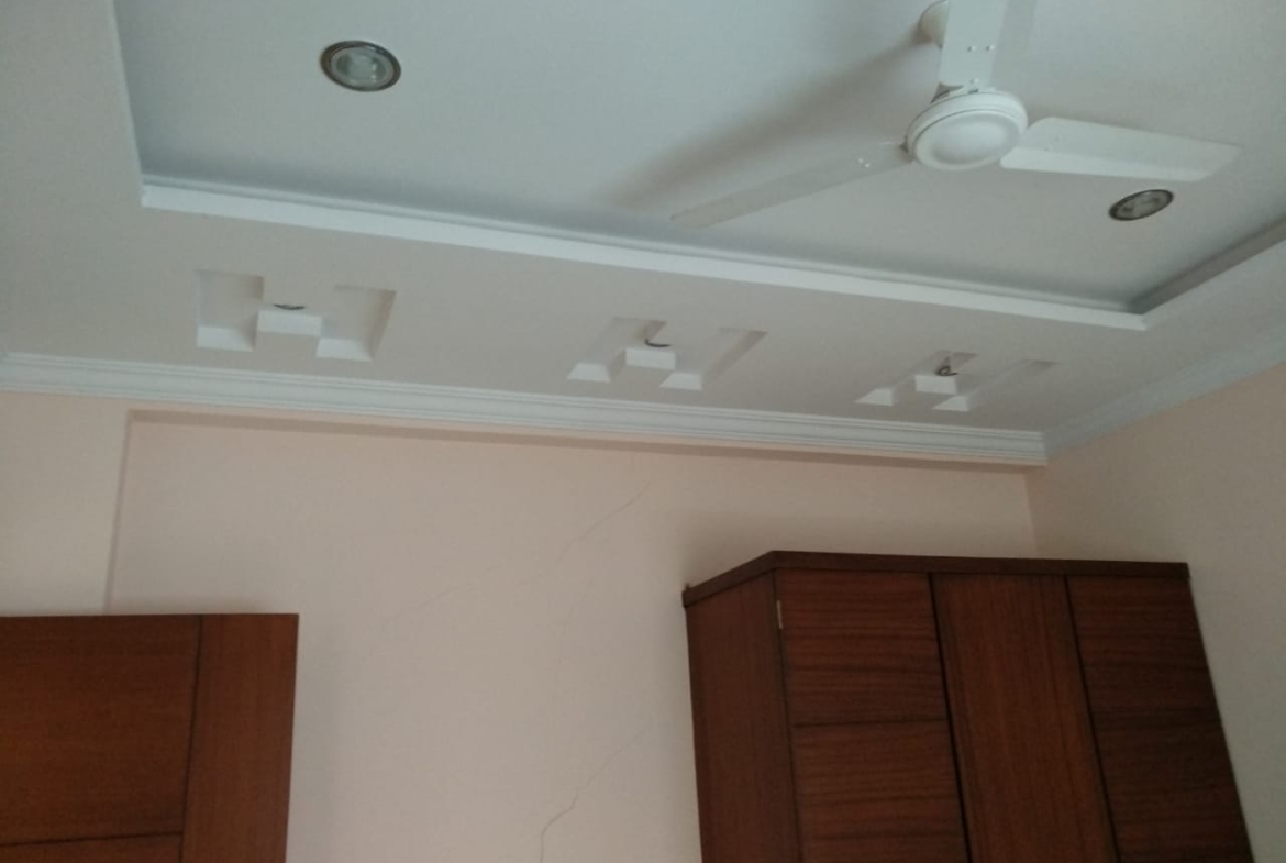 G+1 Building for Sale near Lotus Pond Banjara Hills – 568 Sq. Yards Plot