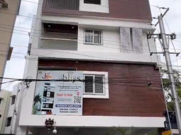 East Facing 3BHK Flats for Sale in Kothapet Haripuri Colony – Ready to Move