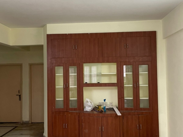 2 BHK Flat for Sale in Attapur – Semi Furnished, Urgent Sale Near PVNR Expressway