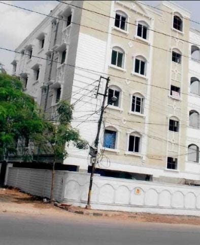 Independent G+4 Building for Sale in Yellareddyguda – South Facing 500 Sq.Yds Commercial Property on Main Road