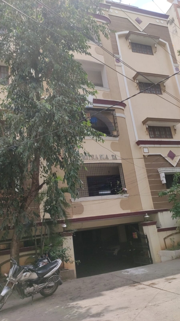 Exclusive D.D. Colony North Facing Flat for sale