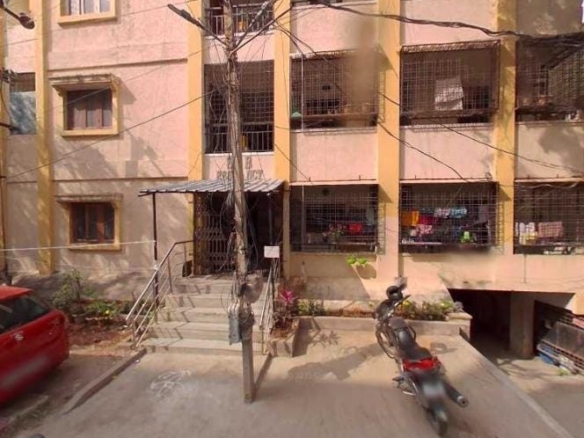 Affordable 3BHK Flat for Sale in Kukatpally Pragatinagar – Fully Furnished, Vastu-Compliant