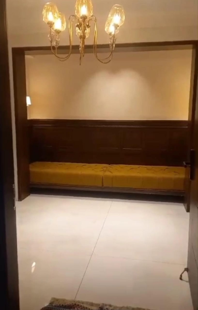 Luxury 4 BHK Flat for Sale in Film Nagar,