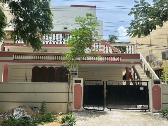 Vasanthanagar KPHB Colony 3 BHK House for Sale | Kondapur Hostel Building for Sale