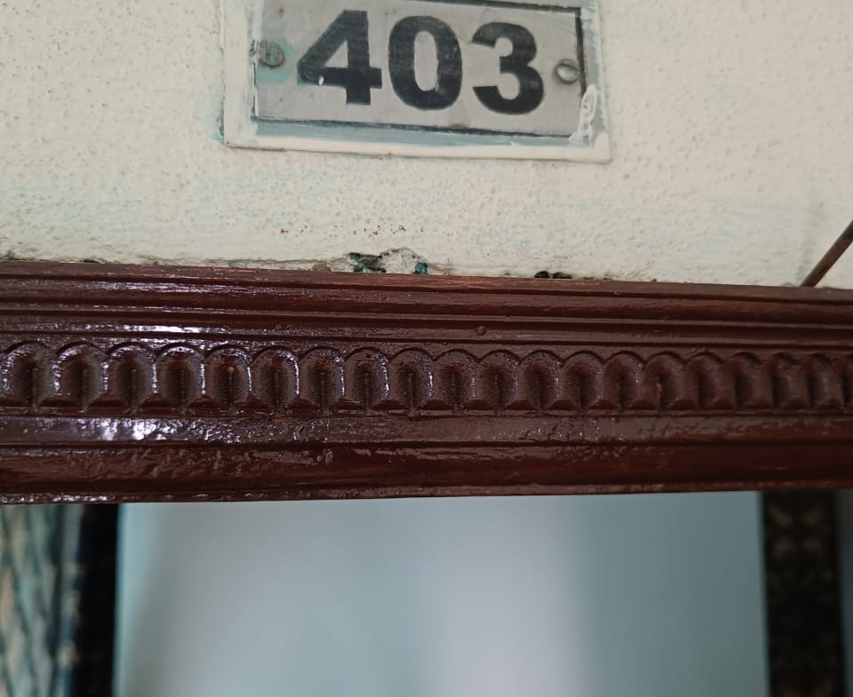Premium 3BHK East Facing Flat for Sale in Himayath Nagar – Furnished | 5th Floor | 1.4 Cr