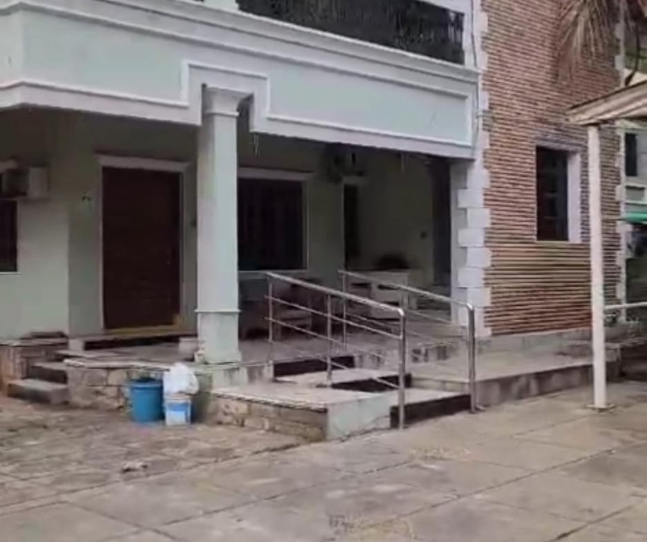 Exclusive Anupuram Independent House for Sale | 654 Sq. Yards G+1 Between Sainikpuri & ECIL