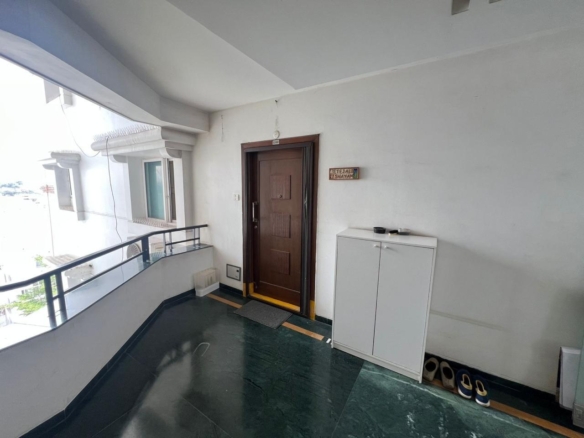 Fully Furnished Flat in Jubilee Hills, Hyderabad