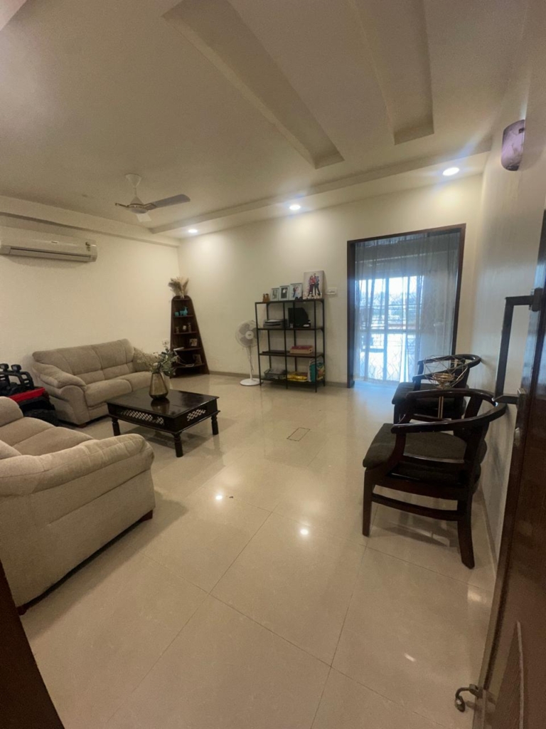Fully Furnished Flat in Jubilee Hills, Hyderabad8