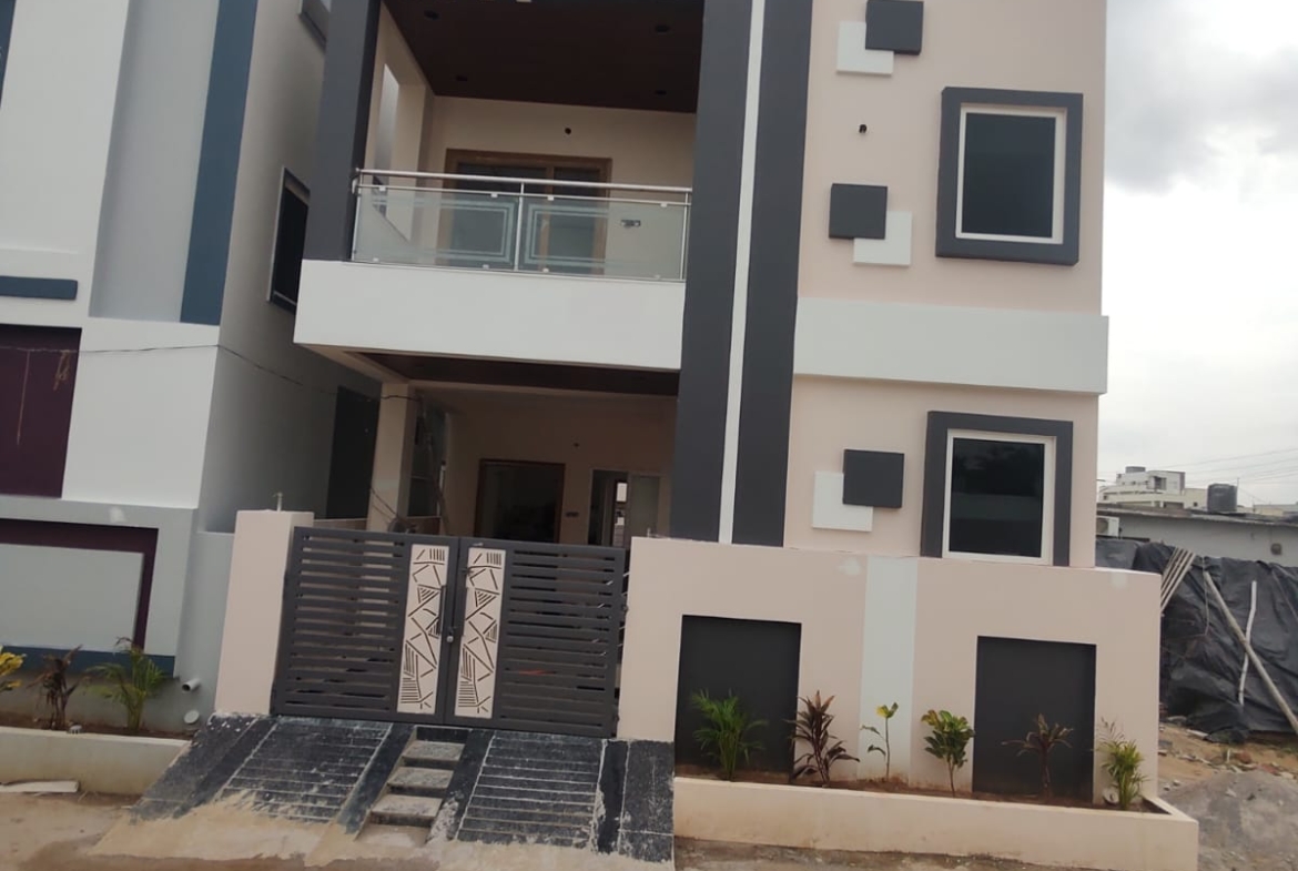Houses for sale in Himayatnagar